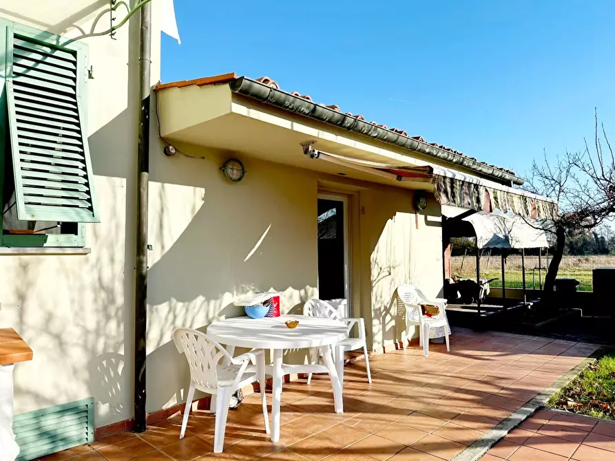 Immagine 30 di Villa in vendita  a Capannori