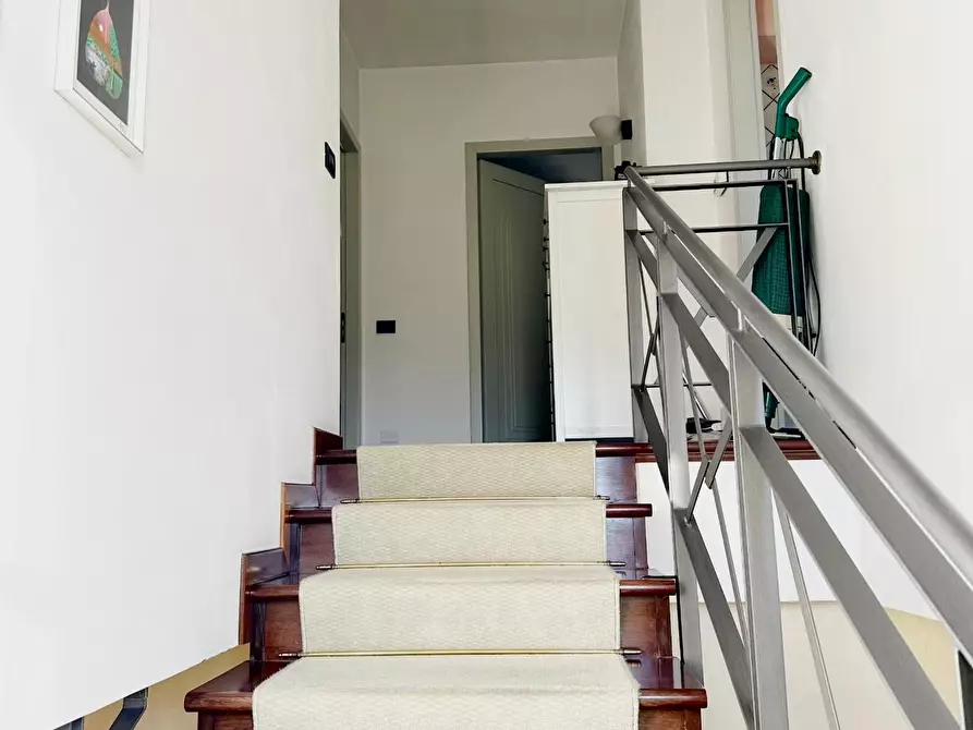 Immagine 16 di Villa in vendita  a Capannori