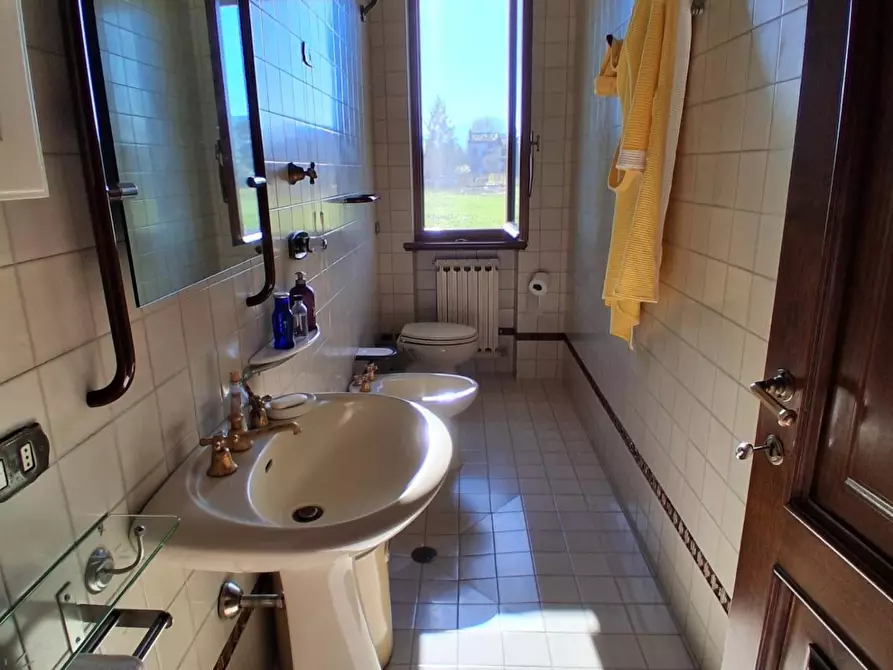 Immagine 44 di Villa in vendita  a Capannori