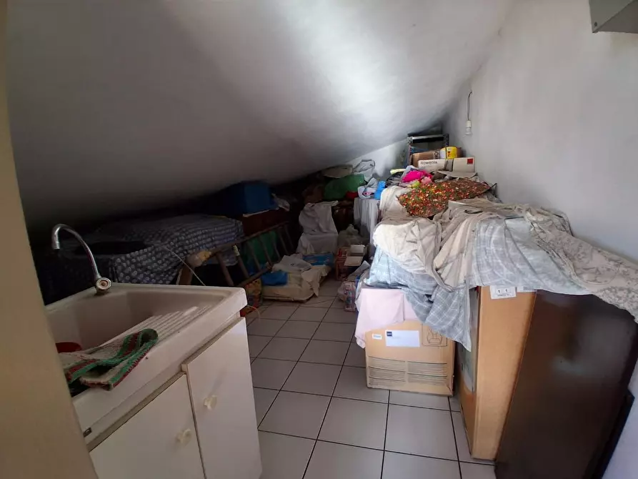 Immagine 23 di Villa in vendita  a Capannori