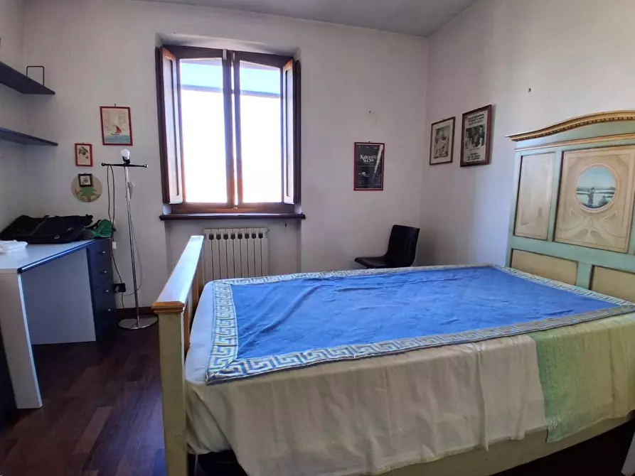 Immagine 41 di Villa in vendita  a Capannori