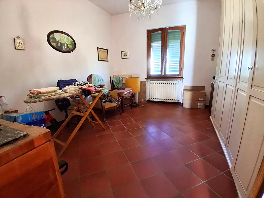Immagine 39 di Villa in vendita  a Capannori
