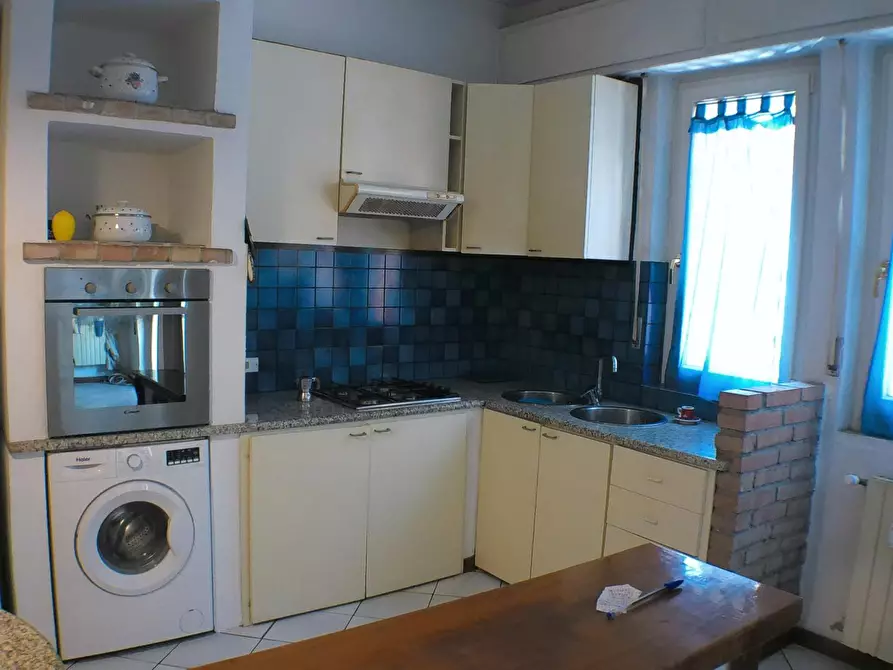 Immagine 35 di Appartamento in vendita  a Carrara