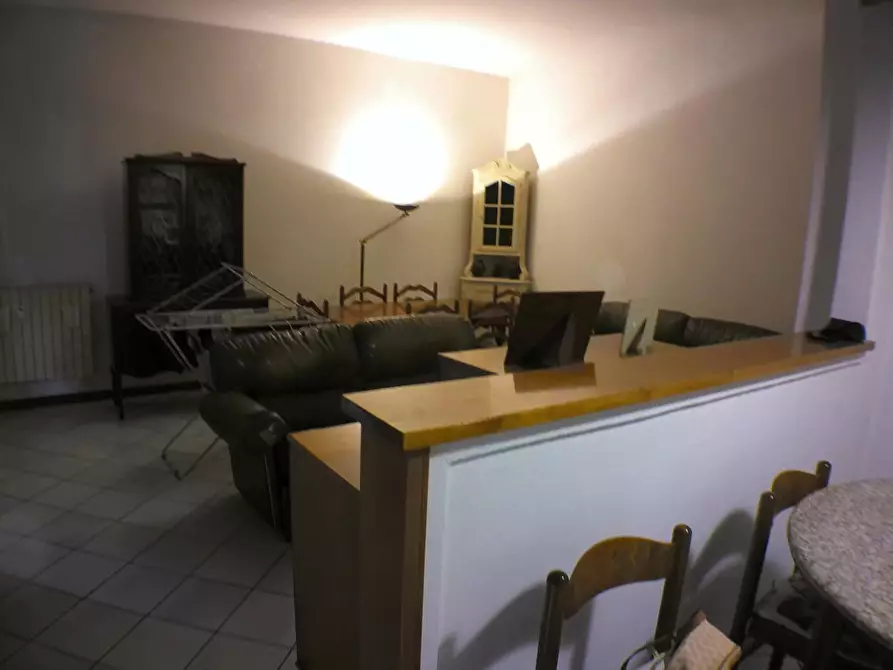 Immagine 11 di Appartamento in vendita  a Carrara