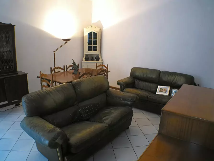 Immagine 39 di Appartamento in vendita  a Carrara