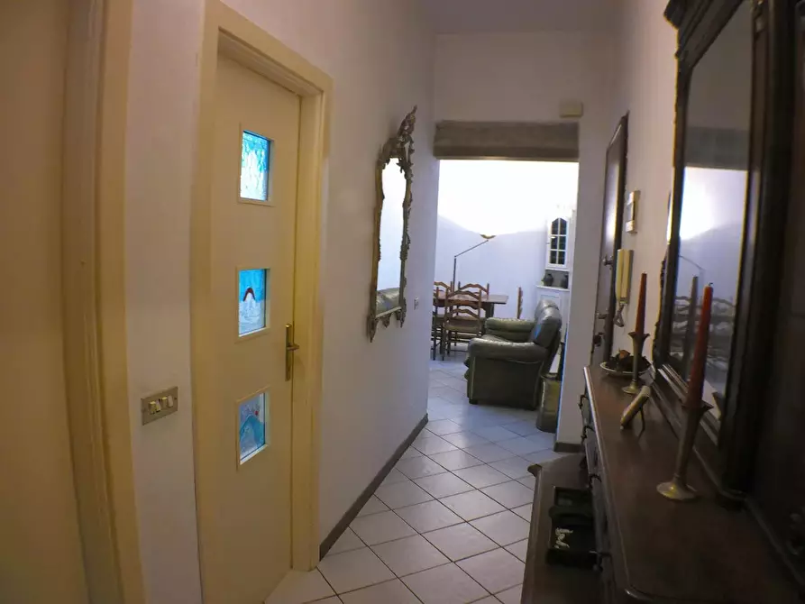 Immagine 13 di Appartamento in vendita  a Carrara