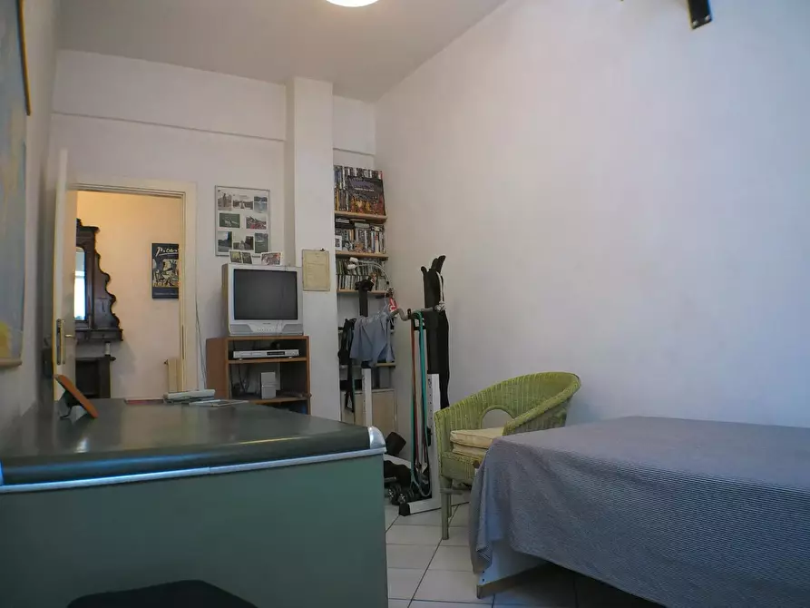 Immagine 26 di Appartamento in vendita  a Carrara