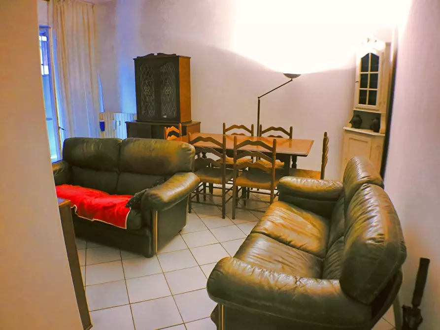 Immagine 1 di Appartamento in vendita  a Carrara