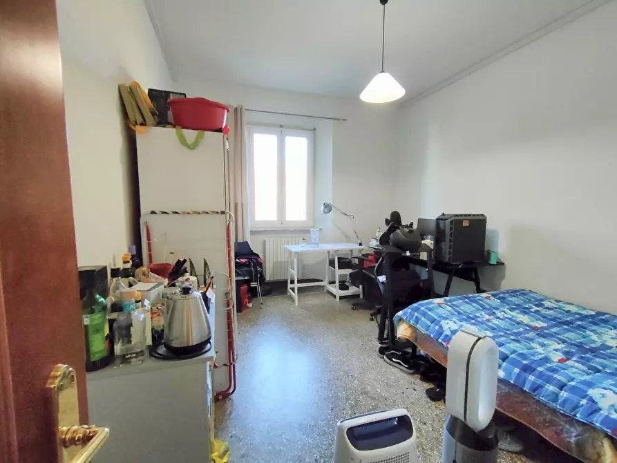 Immagine 12 di Appartamento in vendita  a Pisa