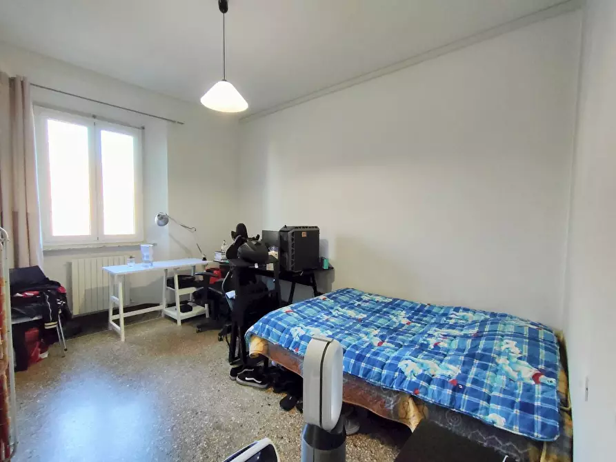 Immagine 13 di Appartamento in vendita  a Pisa