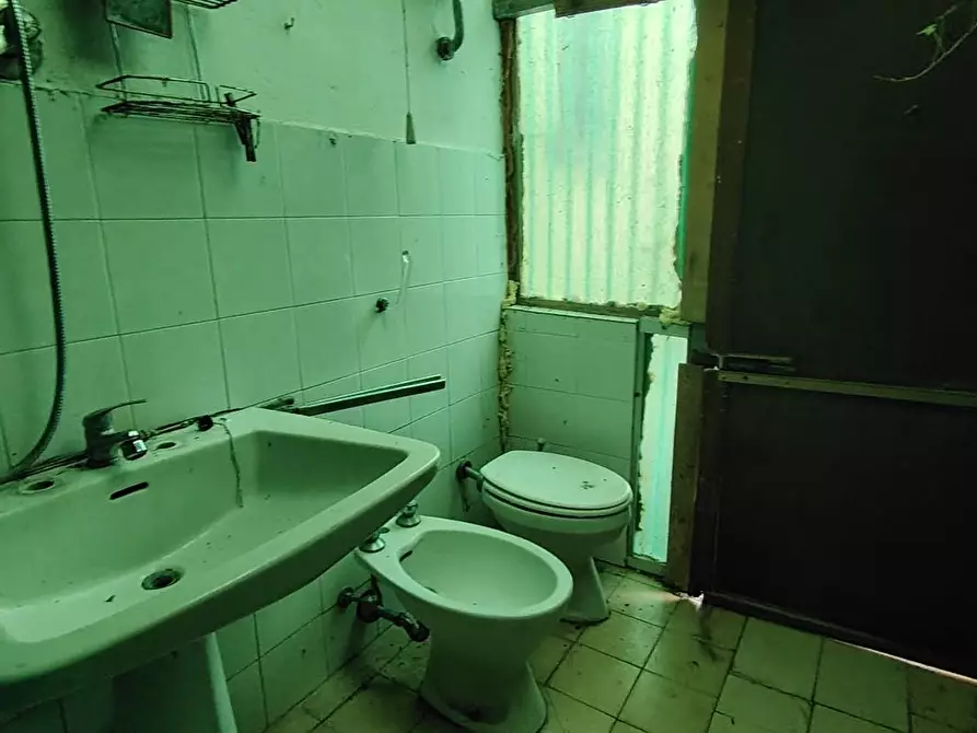 Immagine 19 di Casa bifamiliare in vendita  a Pontedera