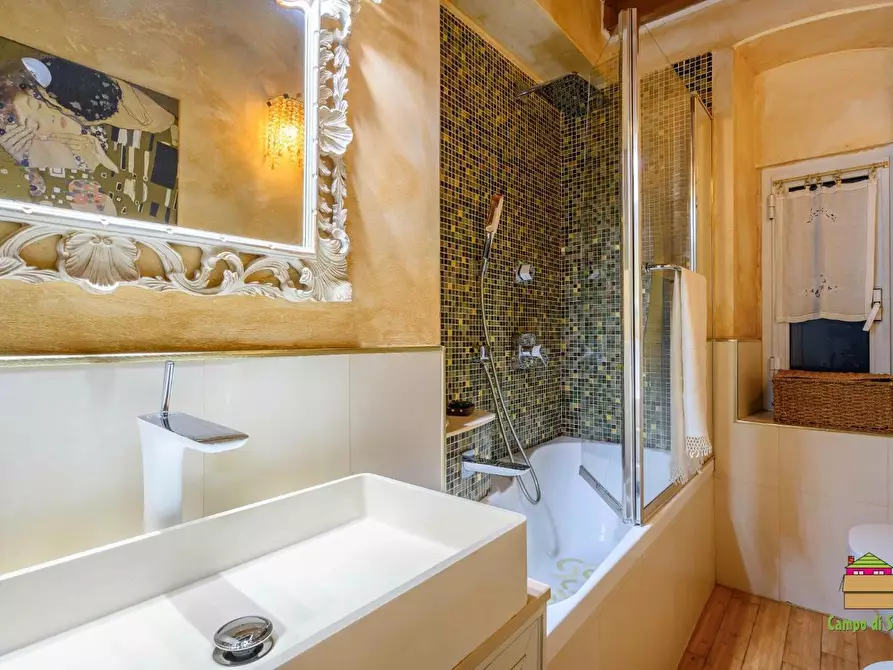 Immagine 31 di Mansarda in vendita  a La Spezia