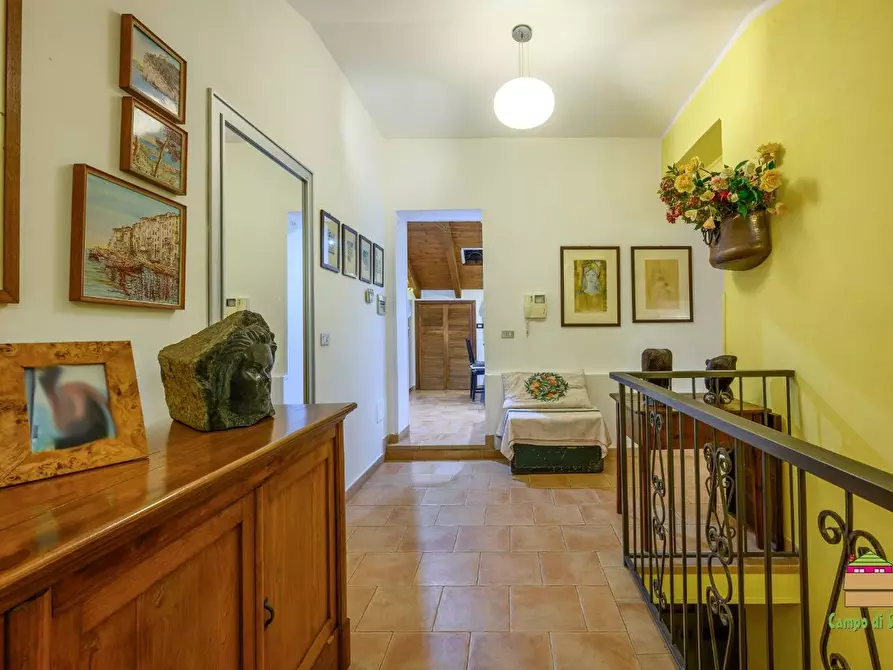 Immagine 14 di Mansarda in vendita  a La Spezia