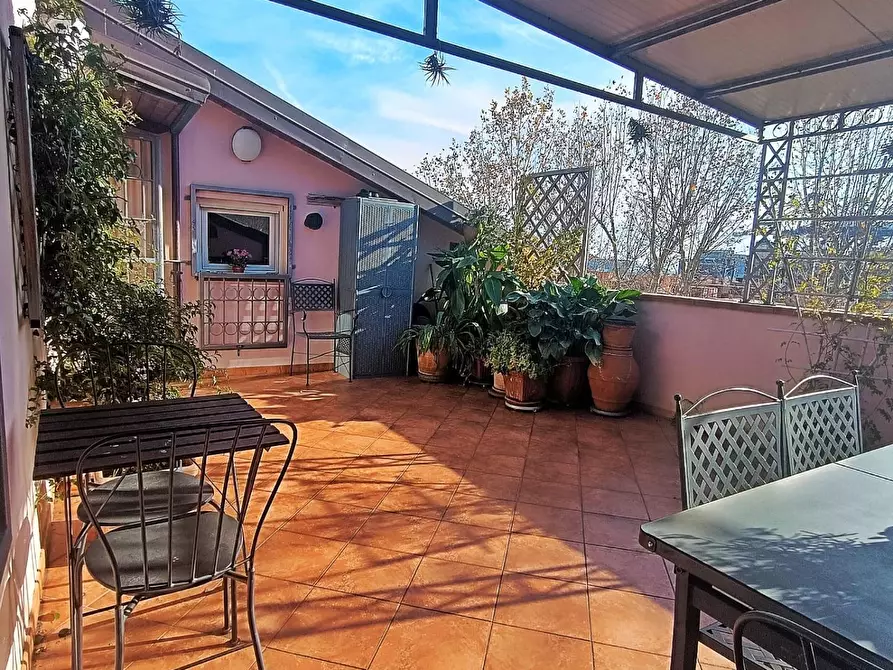 Immagine 1 di Mansarda in vendita  a La Spezia