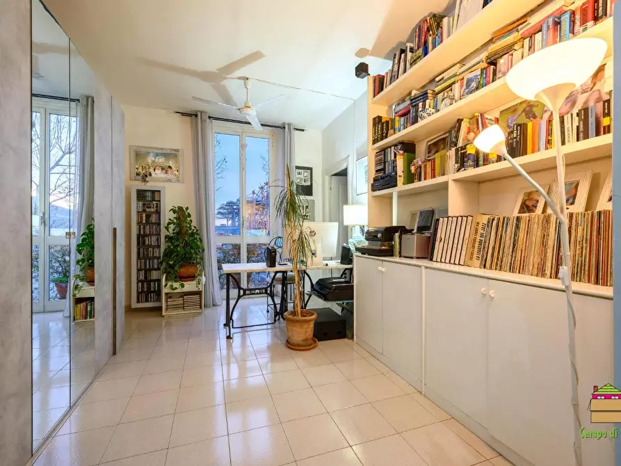 Immagine 19 di Mansarda in vendita  a La Spezia