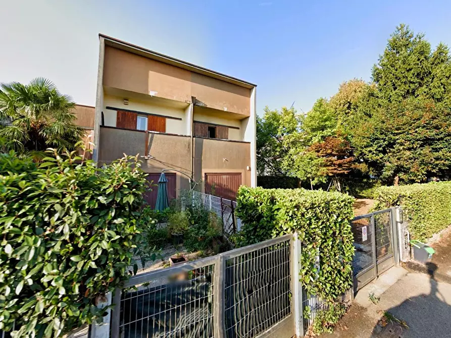 Immagine 1 di Appartamento in vendita  a Cesate