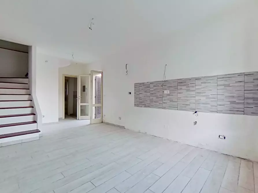 Immagine 3 di Terratetto in vendita  a Cascina