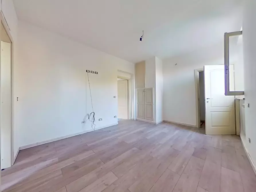 Immagine 11 di Terratetto in vendita  a Cascina