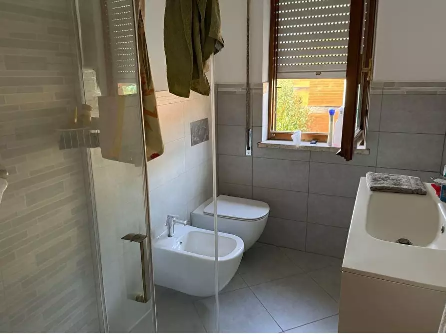 Immagine 15 di Appartamento in vendita  a Ortonovo