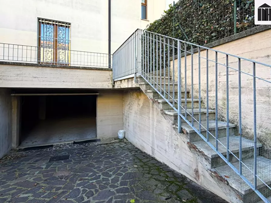 Immagine 32 di Villetta a schiera in vendita  a Santa Croce Sull'arno