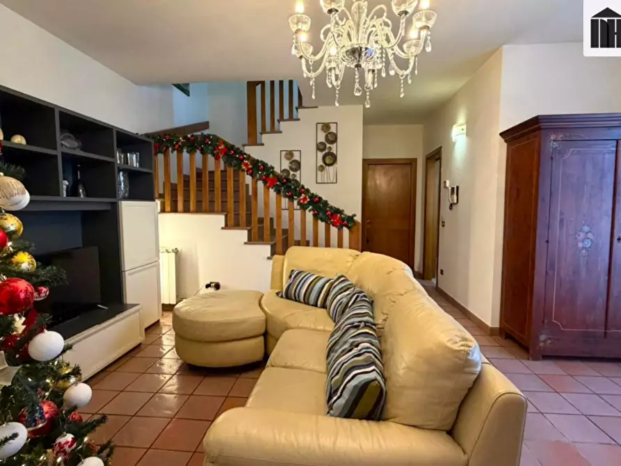 Immagine 7 di Villetta a schiera in vendita  a Santa Croce Sull'arno