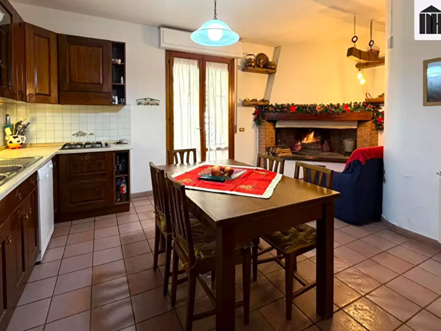 Immagine 12 di Villetta a schiera in vendita  a Santa Croce Sull'arno