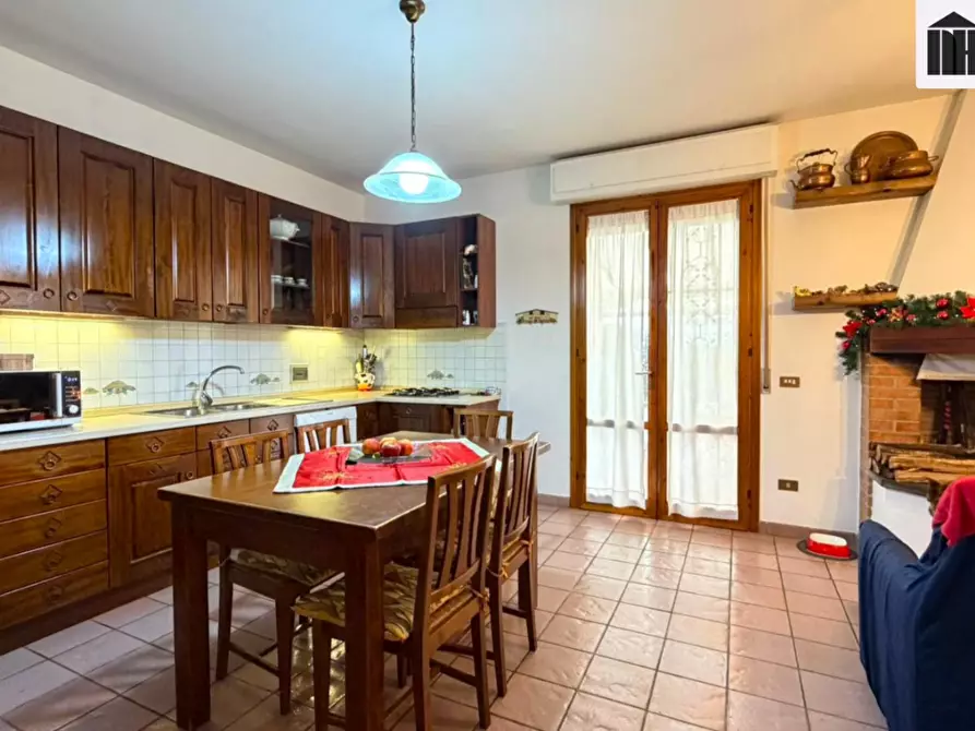 Immagine 11 di Villetta a schiera in vendita  a Santa Croce Sull'arno