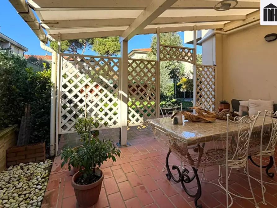 Immagine 5 di Villetta a schiera in vendita  a Santa Croce Sull'arno