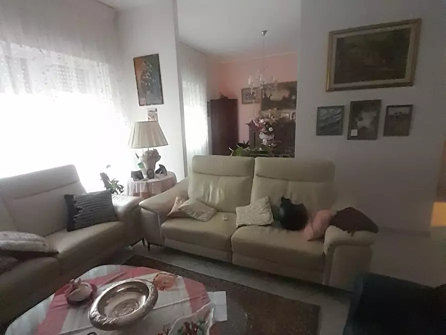 Immagine 6 di Appartamento in vendita  a Livorno