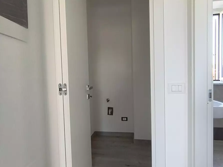 Immagine 3 di Appartamento in vendita  a Carrara