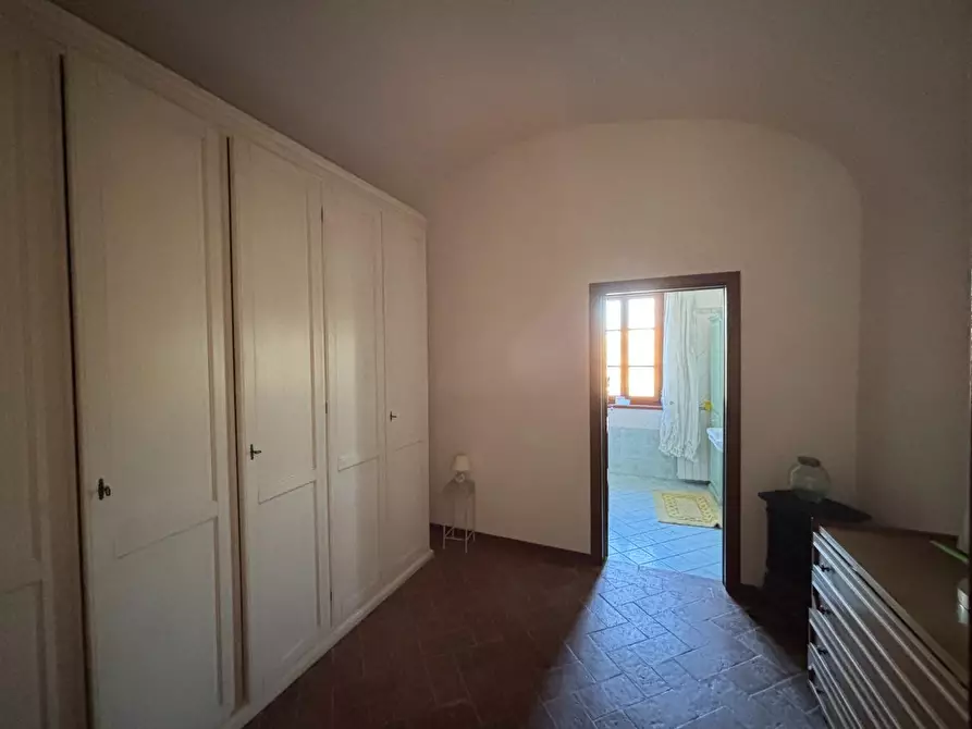 Immagine 12 di Porzione di casa in vendita  a Terricciola