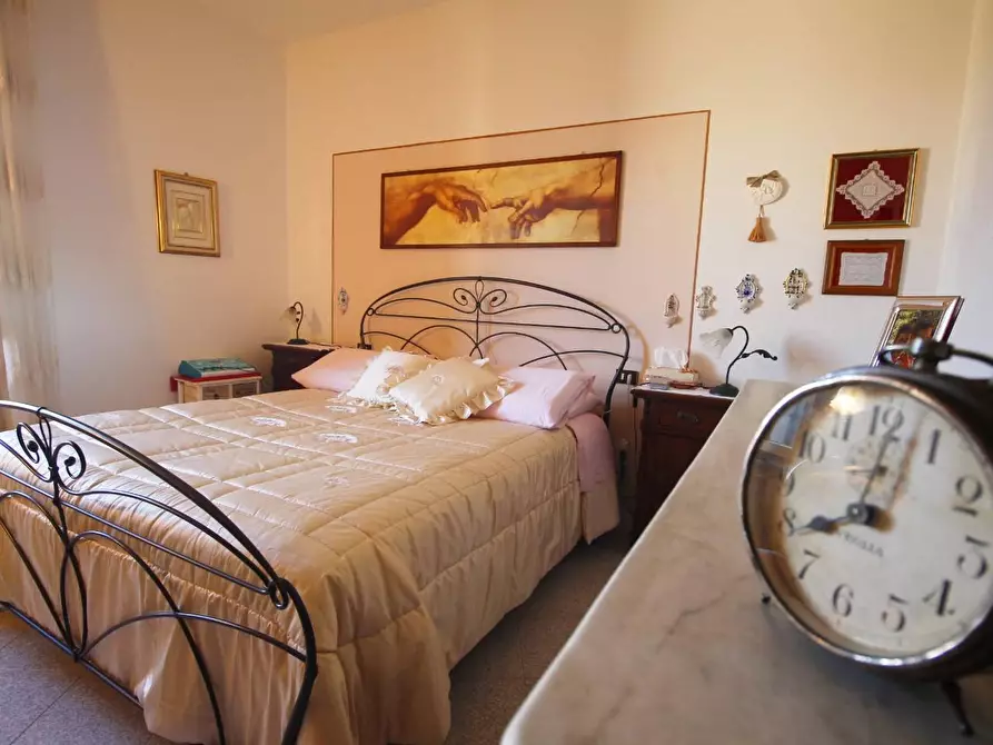 Immagine 23 di Casa colonica in vendita  a Cerreto Guidi