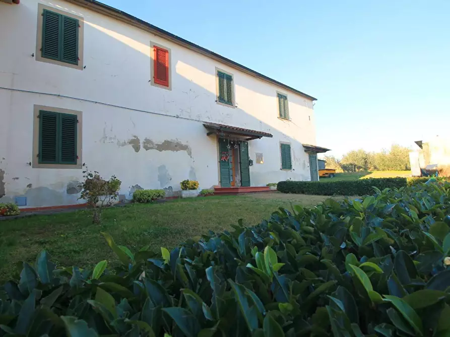 Immagine 2 di Casa colonica in vendita  a Cerreto Guidi
