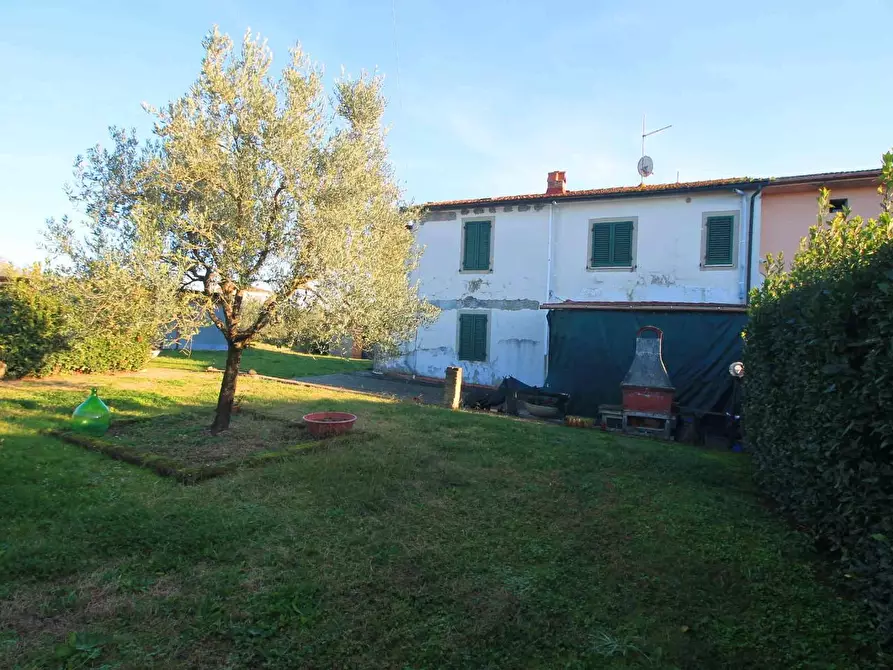 Immagine 27 di Casa colonica in vendita  a Cerreto Guidi