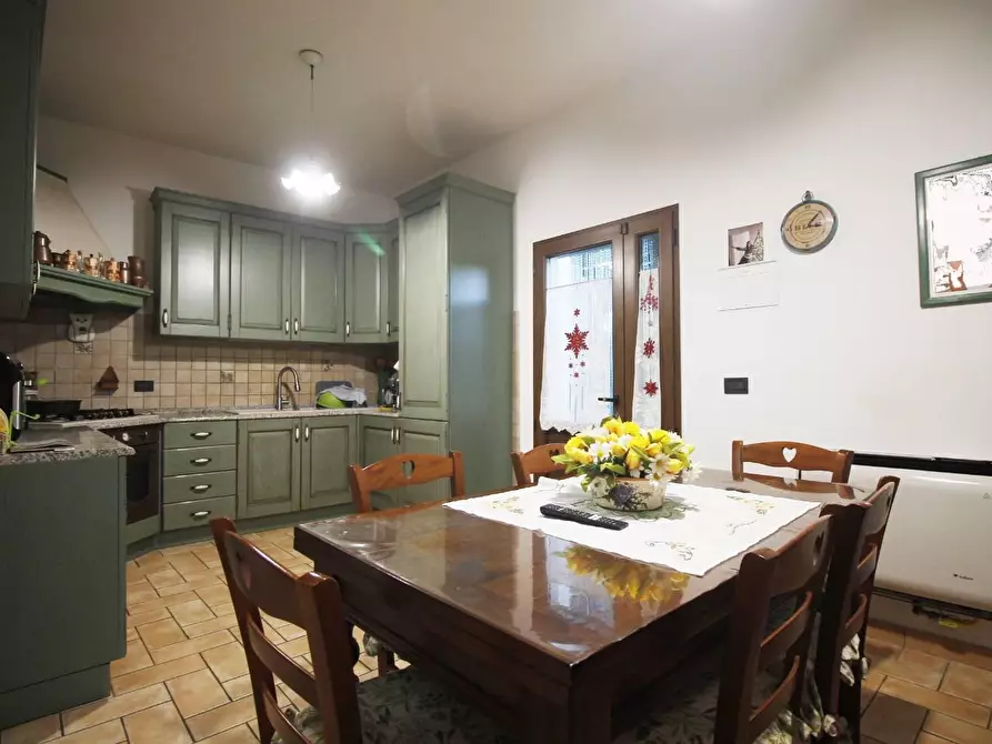 Immagine 10 di Casa colonica in vendita  a Cerreto Guidi