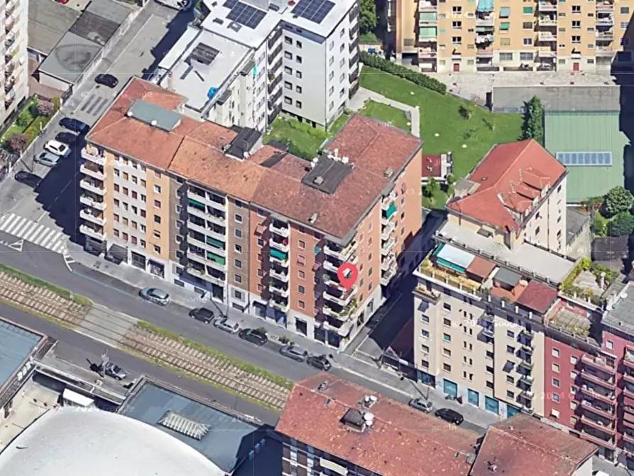 Immagine 7 di Appartamento in vendita  a Milano