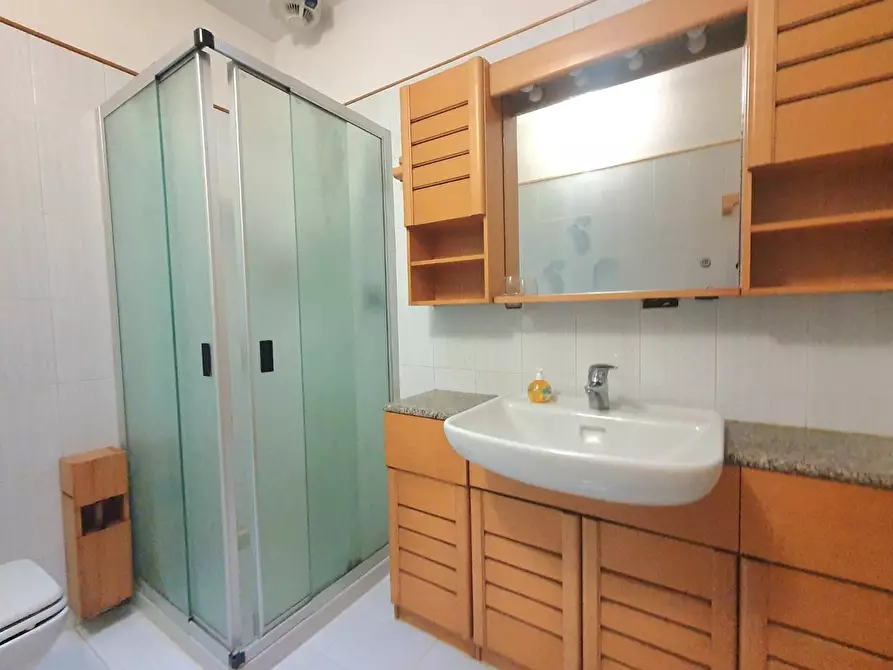 Immagine 28 di Terratetto in vendita  a Lucca