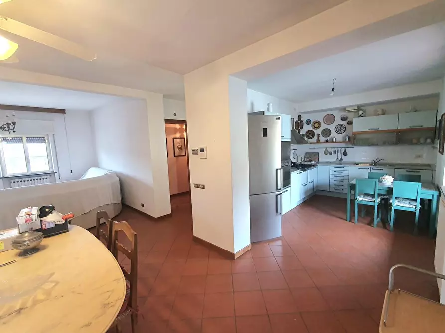 Immagine 9 di Terratetto in vendita  a Lucca