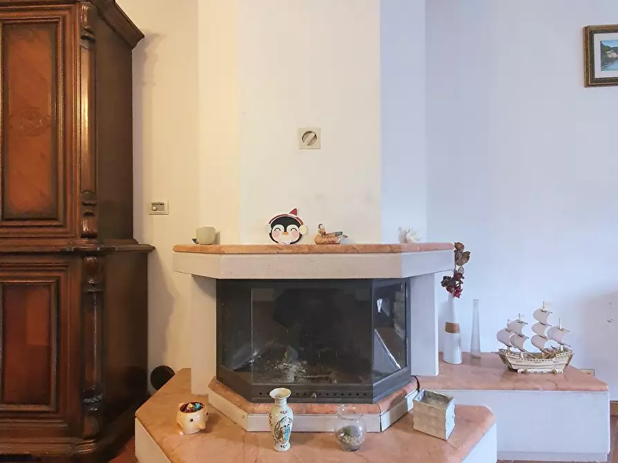 Immagine 3 di Terratetto in vendita  a Lucca