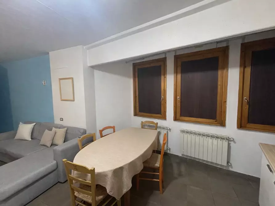 Immagine 3 di Appartamento in vendita  a Colle Di Val D'elsa