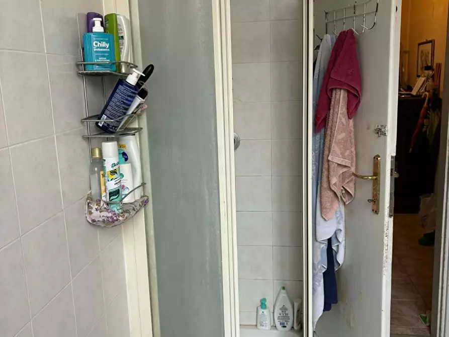 Immagine 13 di Appartamento in vendita  a Pisa