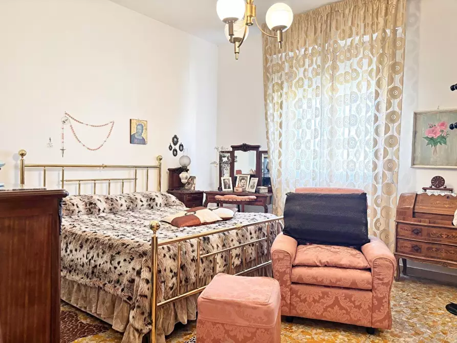 Immagine 9 di Appartamento in vendita  a Empoli
