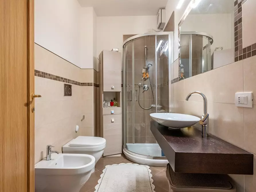 Immagine 16 di Villetta a schiera in vendita  a Crespina Lorenzana