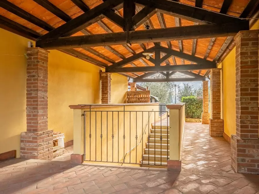 Immagine 35 di Villetta a schiera in vendita  a Crespina Lorenzana