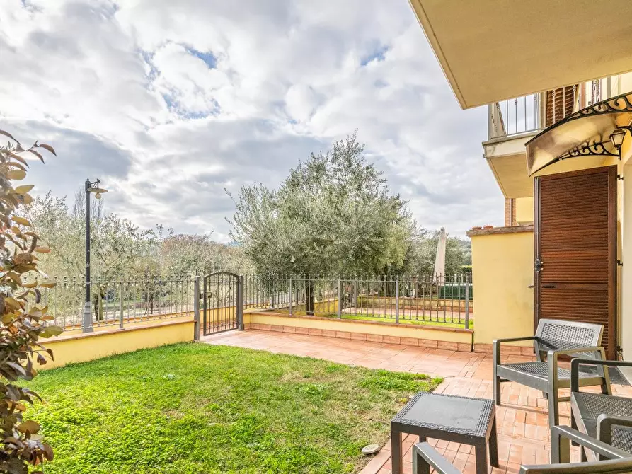 Immagine 33 di Villetta a schiera in vendita  a Crespina Lorenzana