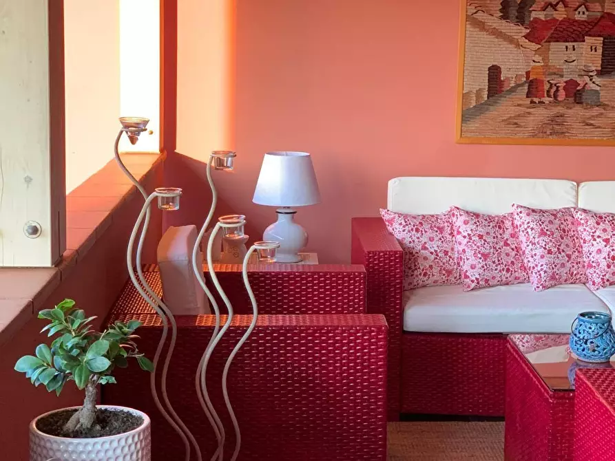 Immagine 8 di Appartamento in vendita  a Pontedera