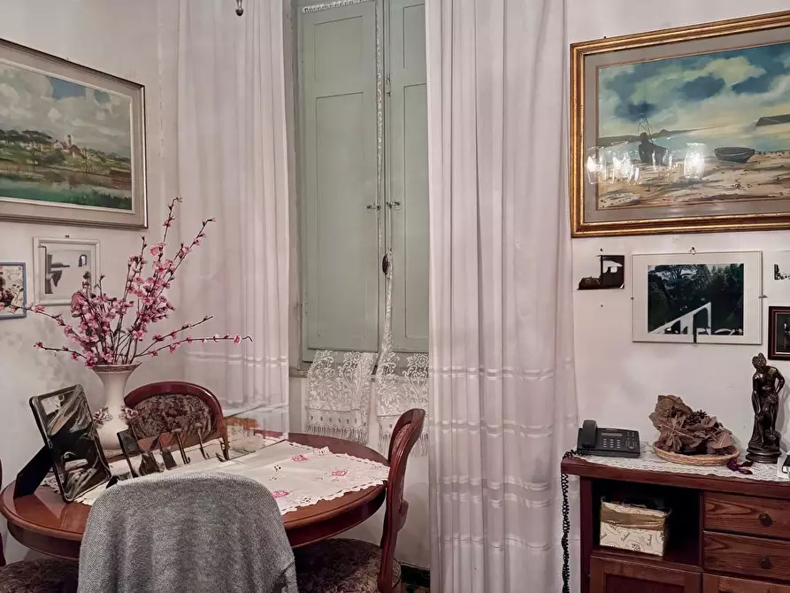 Immagine 9 di Casa indipendente in vendita  a Massa