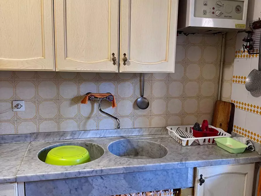 Immagine 6 di Casa indipendente in vendita  a Massa