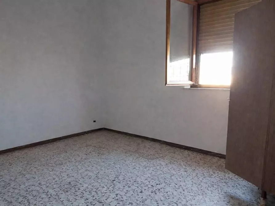 Immagine 5 di Villa in vendita  a Cascina