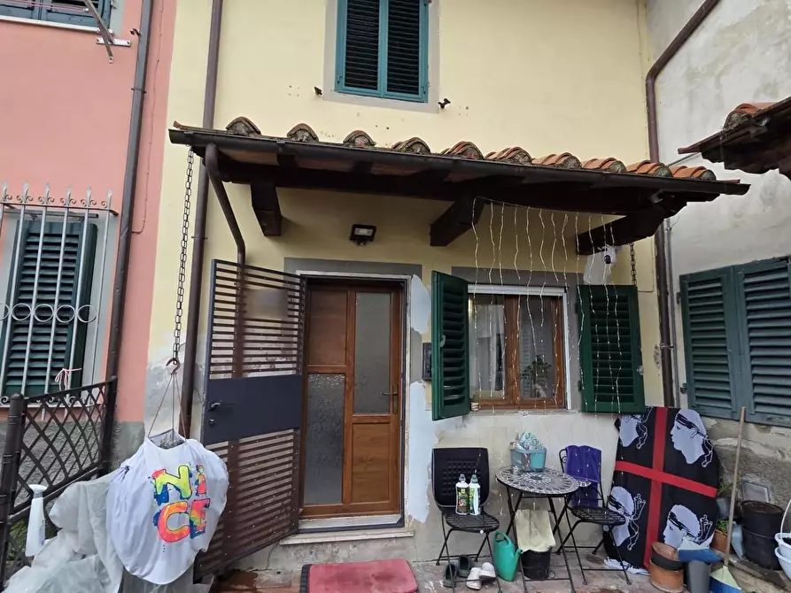 Immagine 22 di Terratetto in vendita  a Pescia